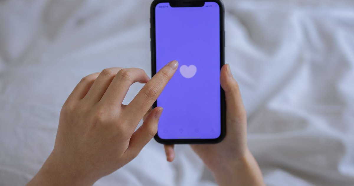 Do Dating Apps Run Background Checks?