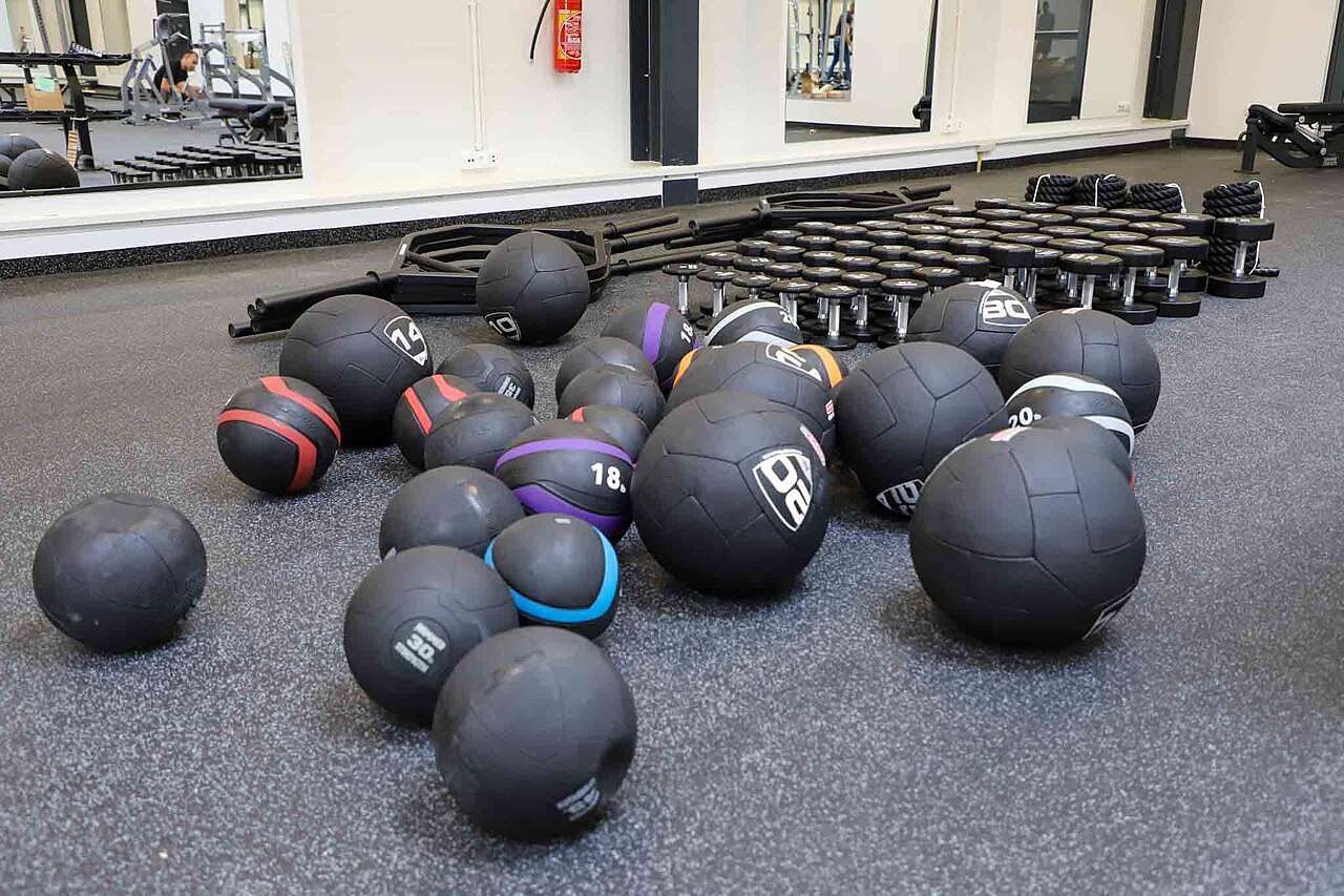 How to Vet a Workout Partner Before You Meet