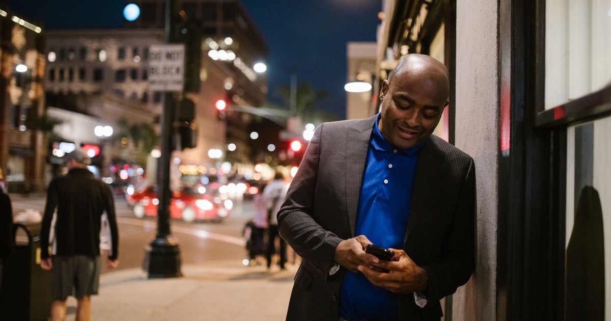 Social Media Check Before a Networking Event: See Yourself First