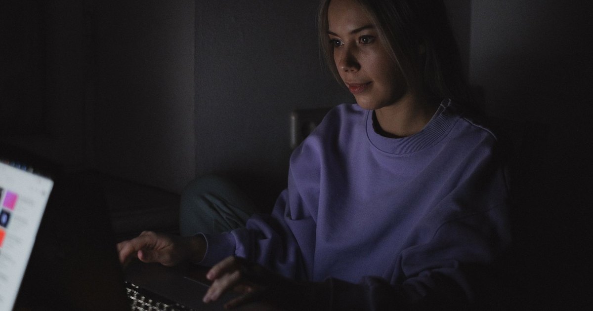 How to Spot Transphobia in Someone's Posts Before You Trust Them