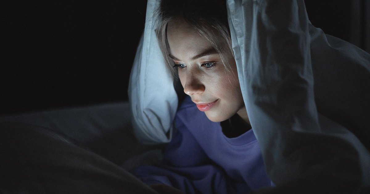 How to supervise your teenager's social media