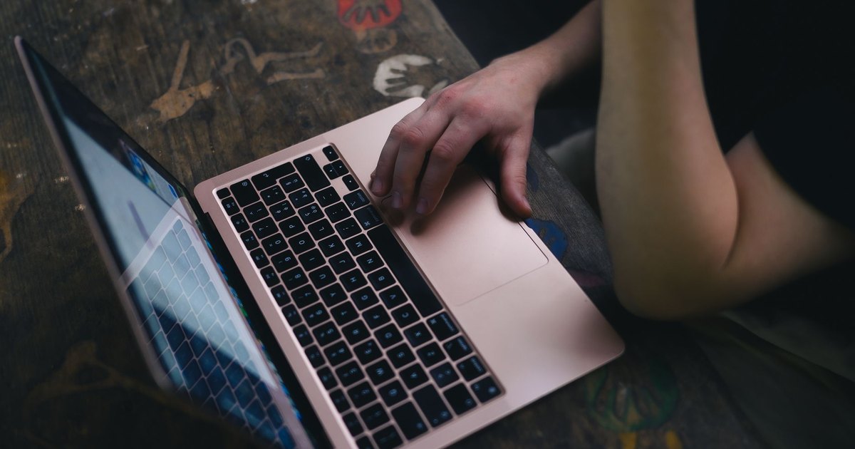 How to vet a social media manager before you hand over your accounts