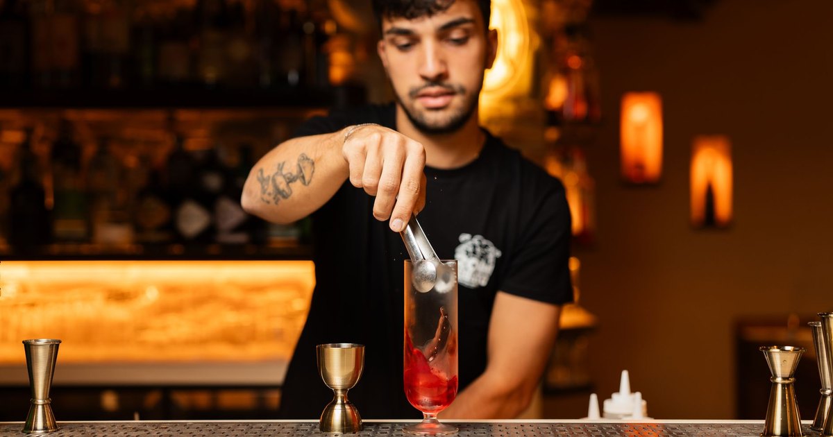 How to vet an event bartender before your party